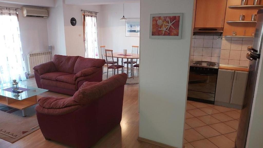 Exclusive Apartment *